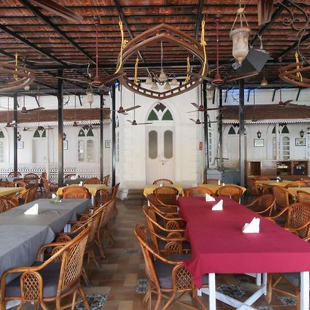 Treebo Trip La Portuguesa Hotel Candolim Exterior photo