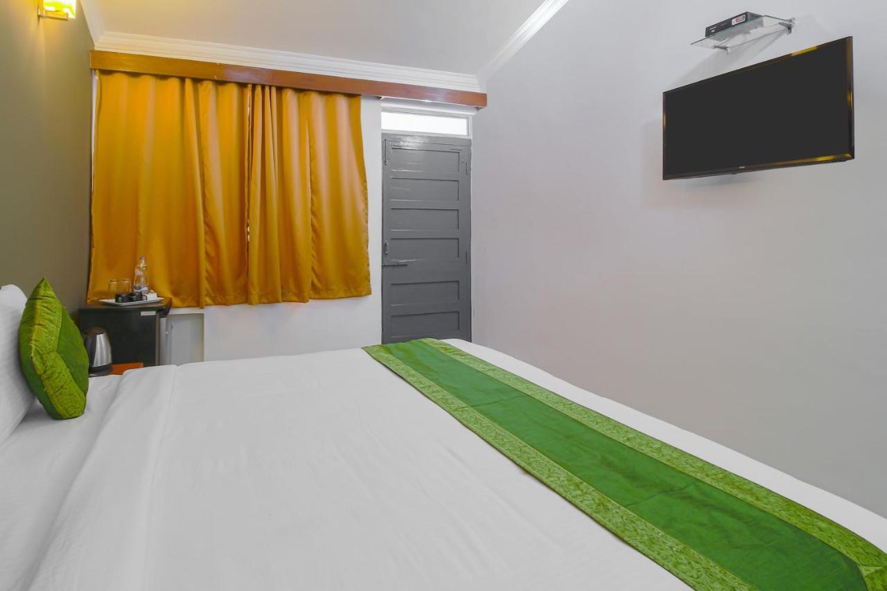 Treebo Trip La Portuguesa Hotel Candolim Exterior photo